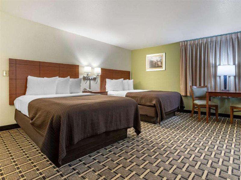 Econo Lodge Cherokee Near River Park エクステリア 写真