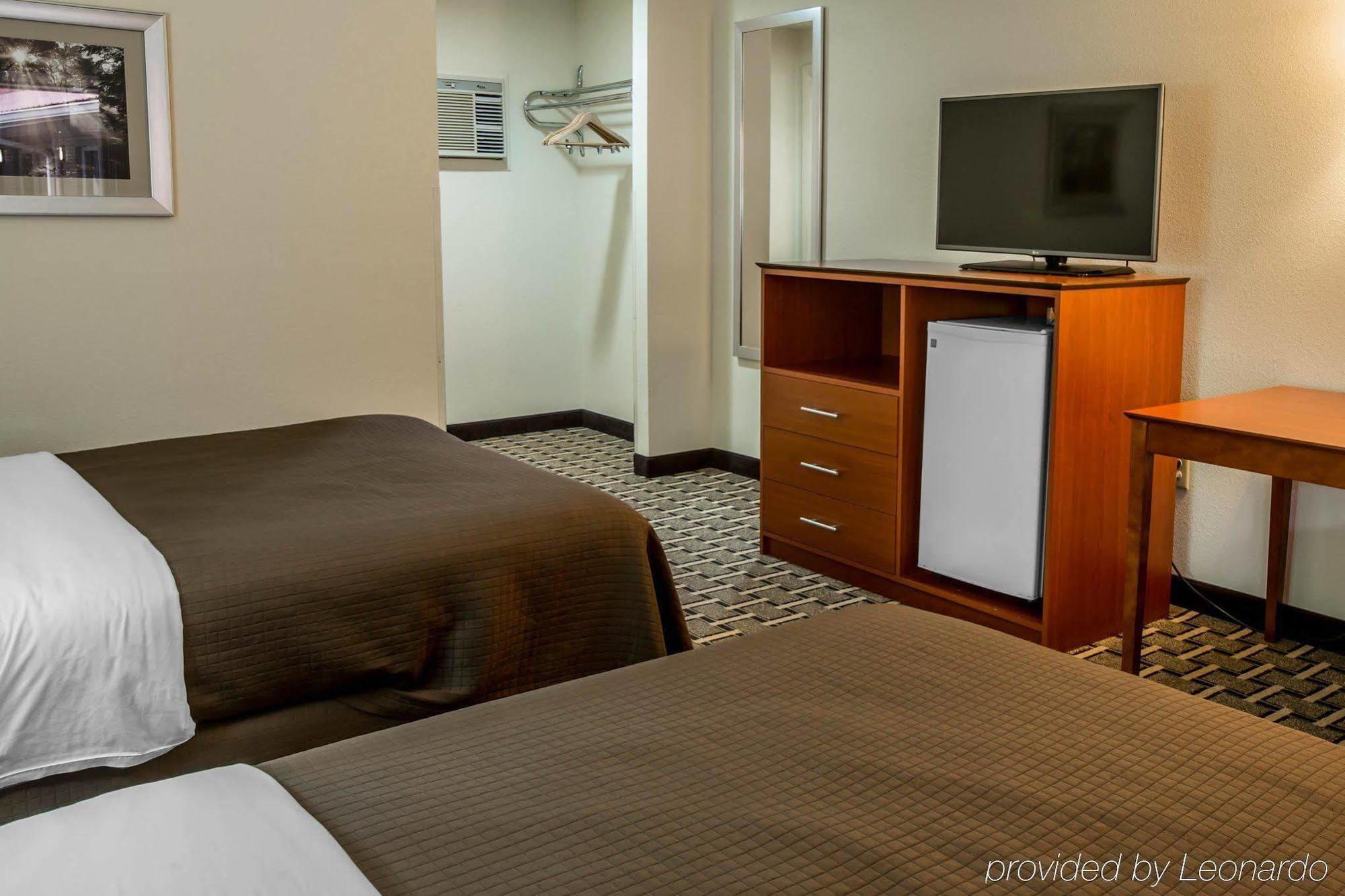 Econo Lodge Cherokee Near River Park エクステリア 写真