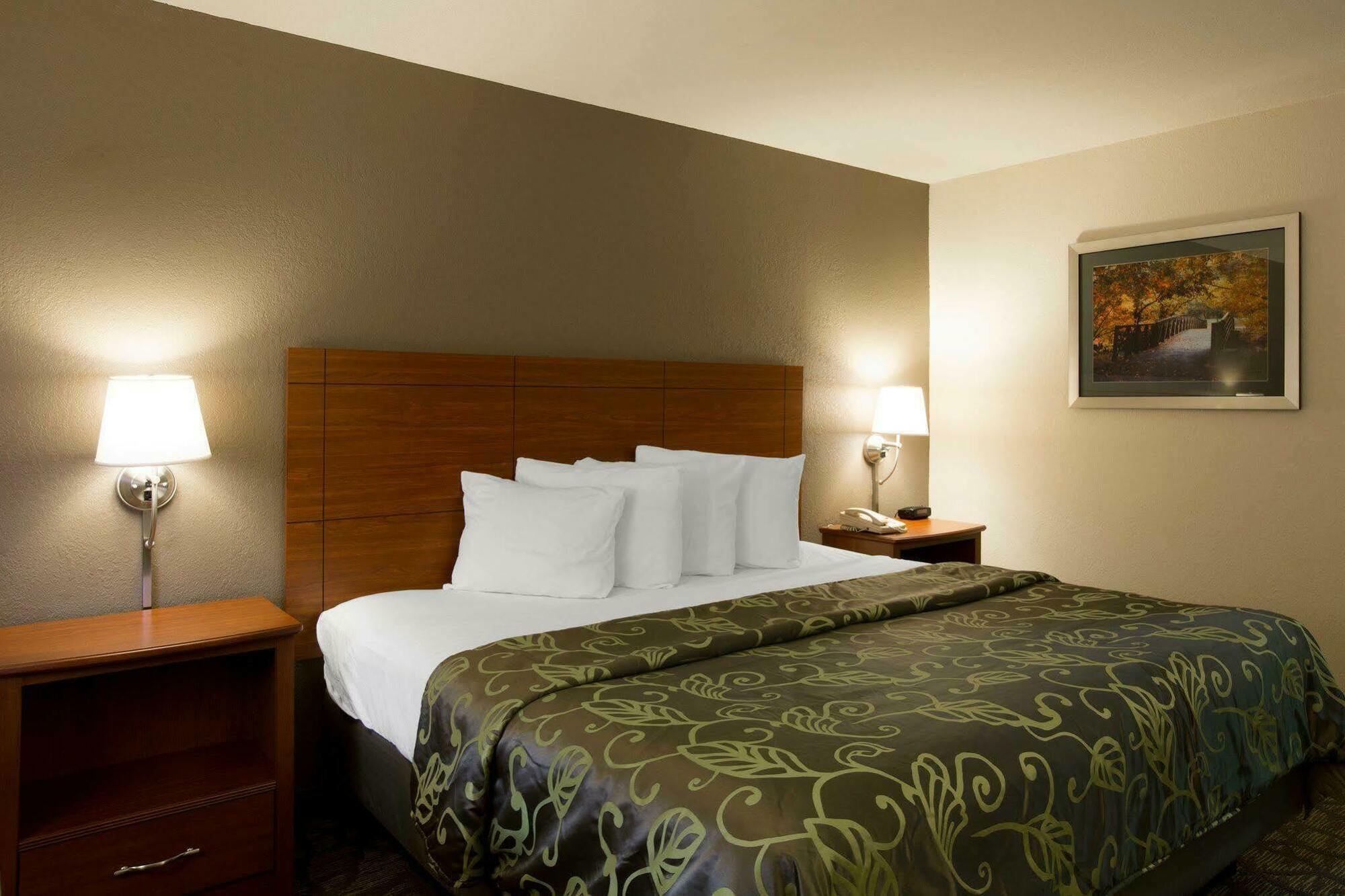 Econo Lodge Cherokee Near River Park エクステリア 写真