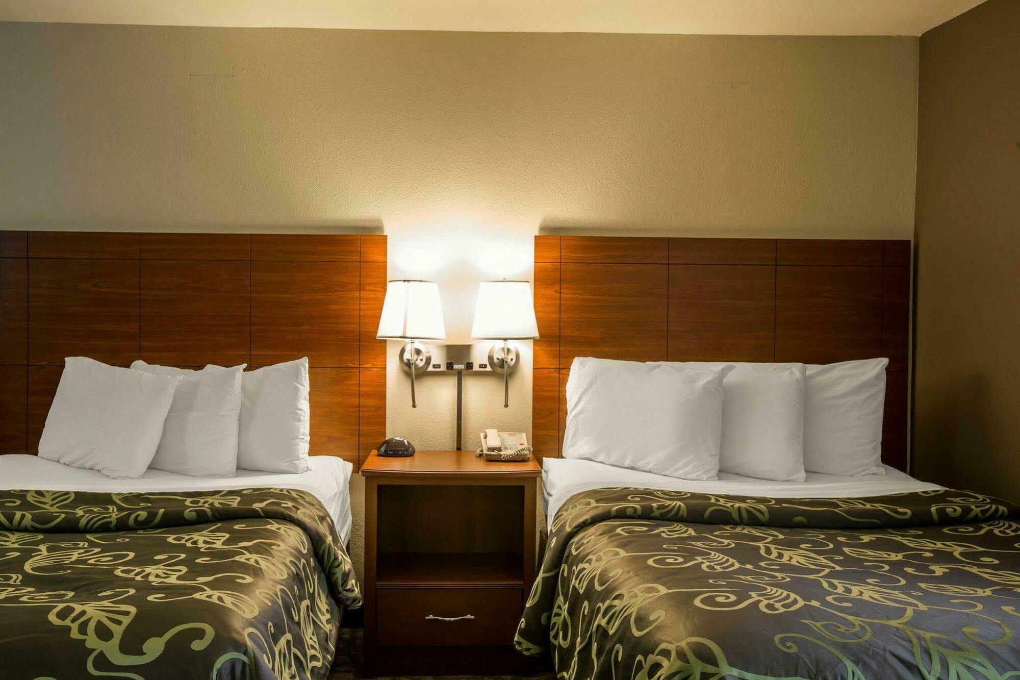 Econo Lodge Cherokee Near River Park エクステリア 写真